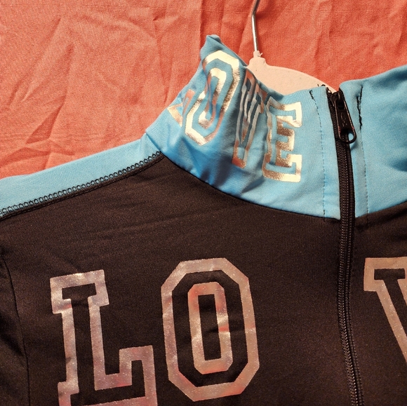 Womens Set - Picture 2 of 4